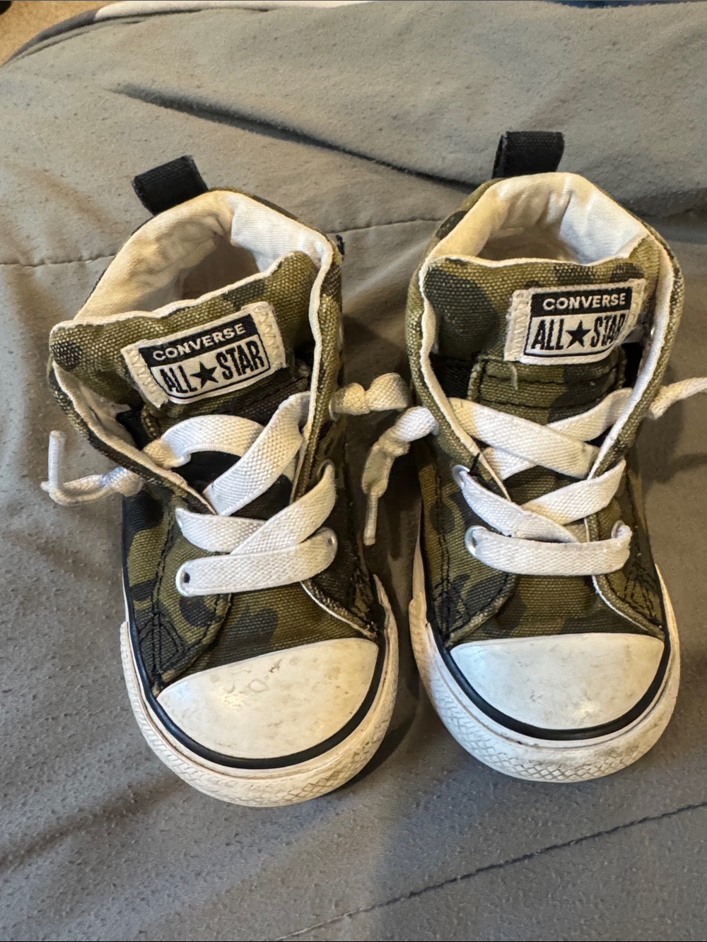 Converse Kids All Star High-Top Sneakers - Olive Camo & White